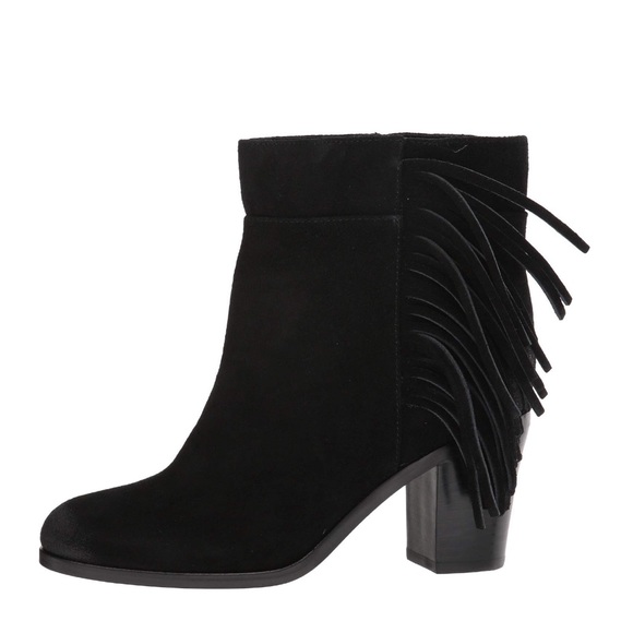 Kenneth Cole Black Alana Bootie (6.5) - Picture 4 of 8